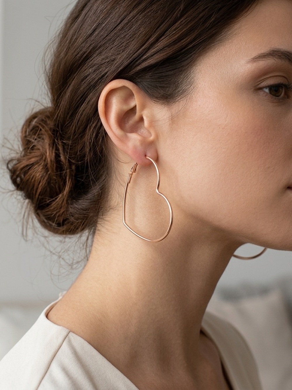 🍒3/$30 New Open Heart Hoop Earrings in Gold